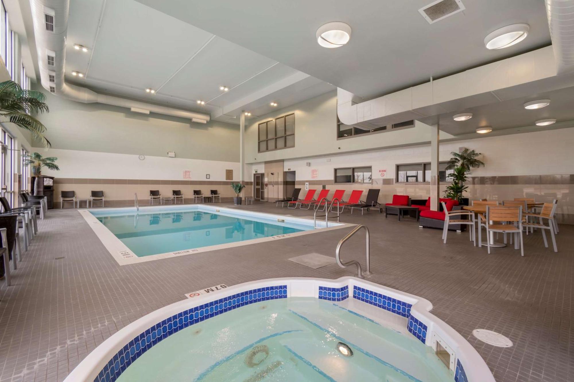 Best Western Plus Airport Inn&Suites Saskatoon Extérieur photo