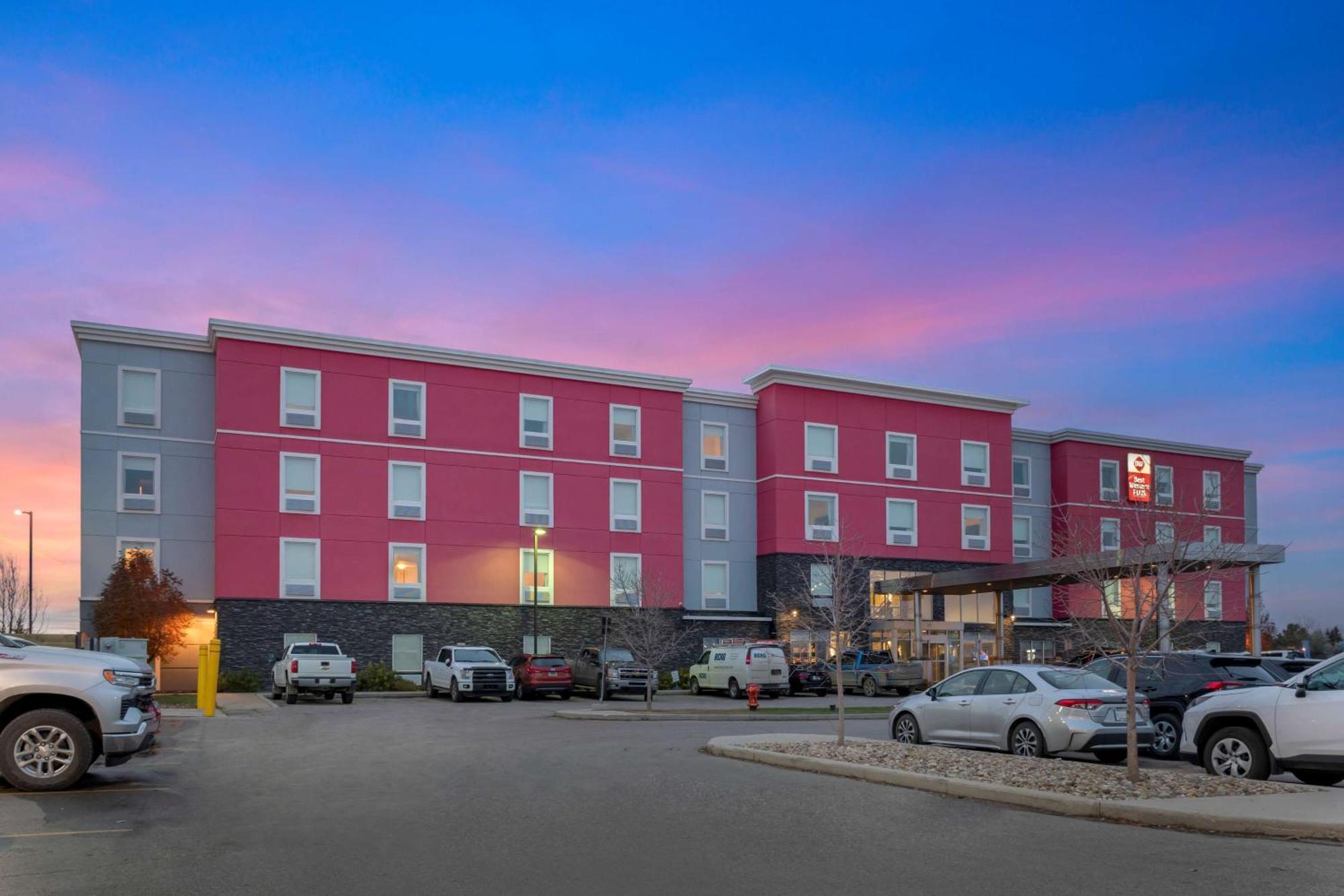 Best Western Plus Airport Inn&Suites Saskatoon Extérieur photo