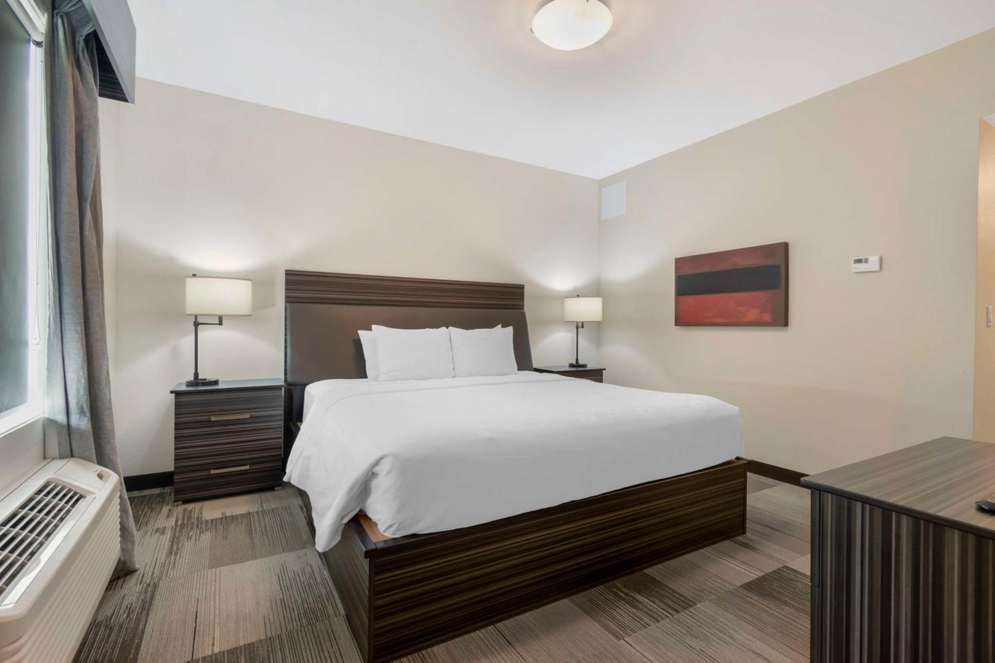 Best Western Plus Airport Inn&Suites Saskatoon Extérieur photo