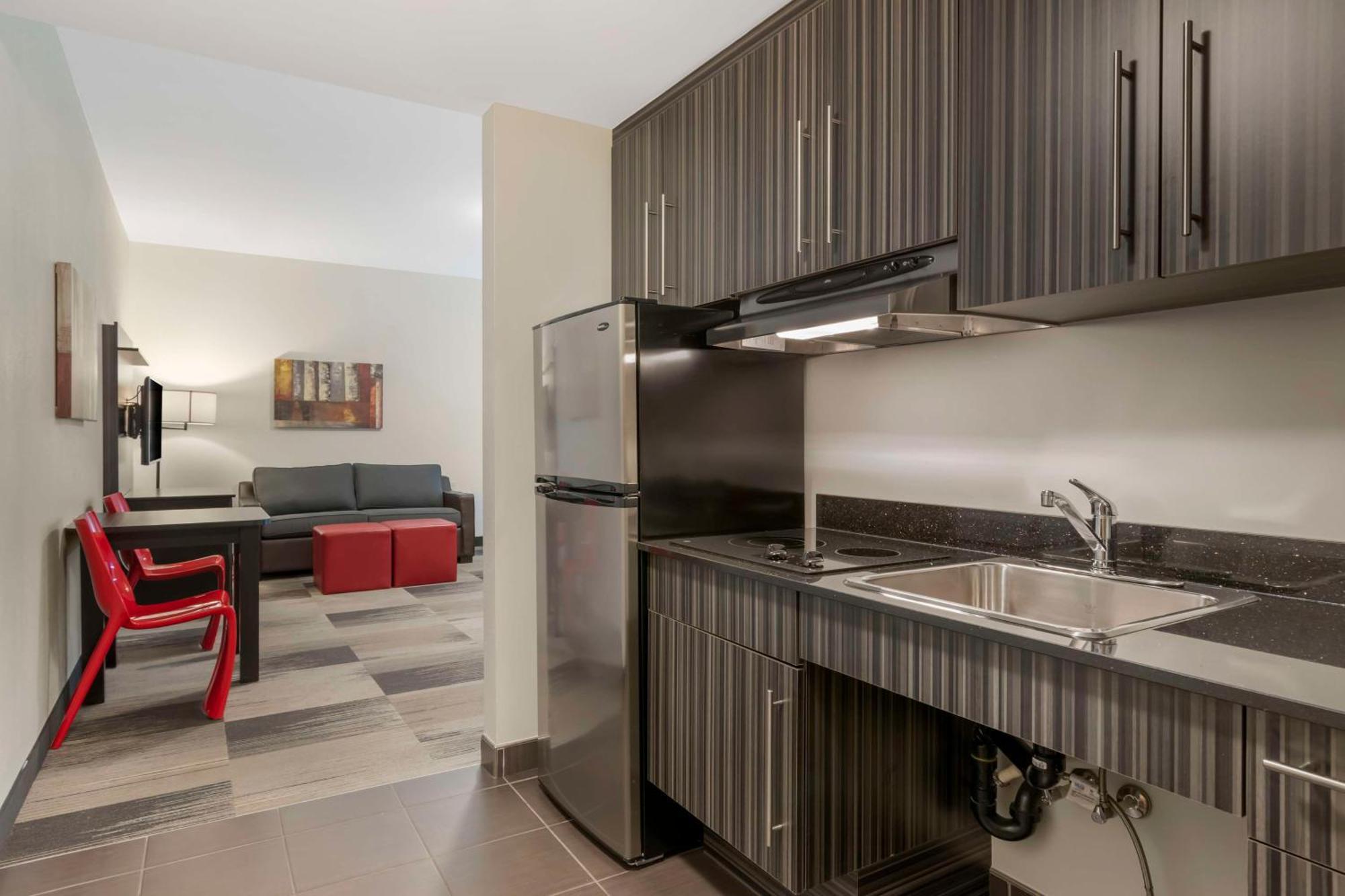 Best Western Plus Airport Inn&Suites Saskatoon Extérieur photo